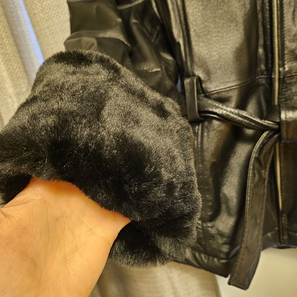 Women's Black Leather Jacket with Fur Trim - Picture 2 of 6